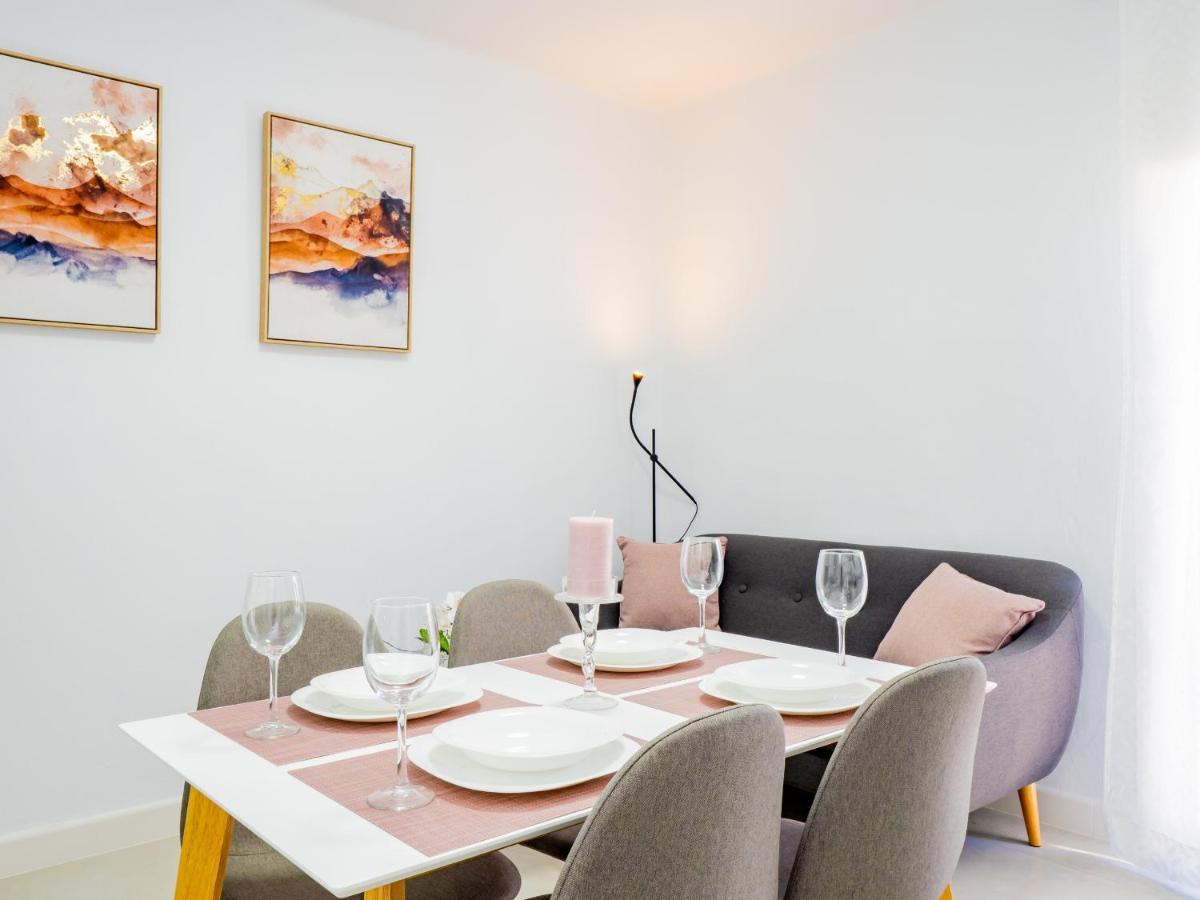 Cubo'S Urban Miranda Apartment Cártama Kültér fotó